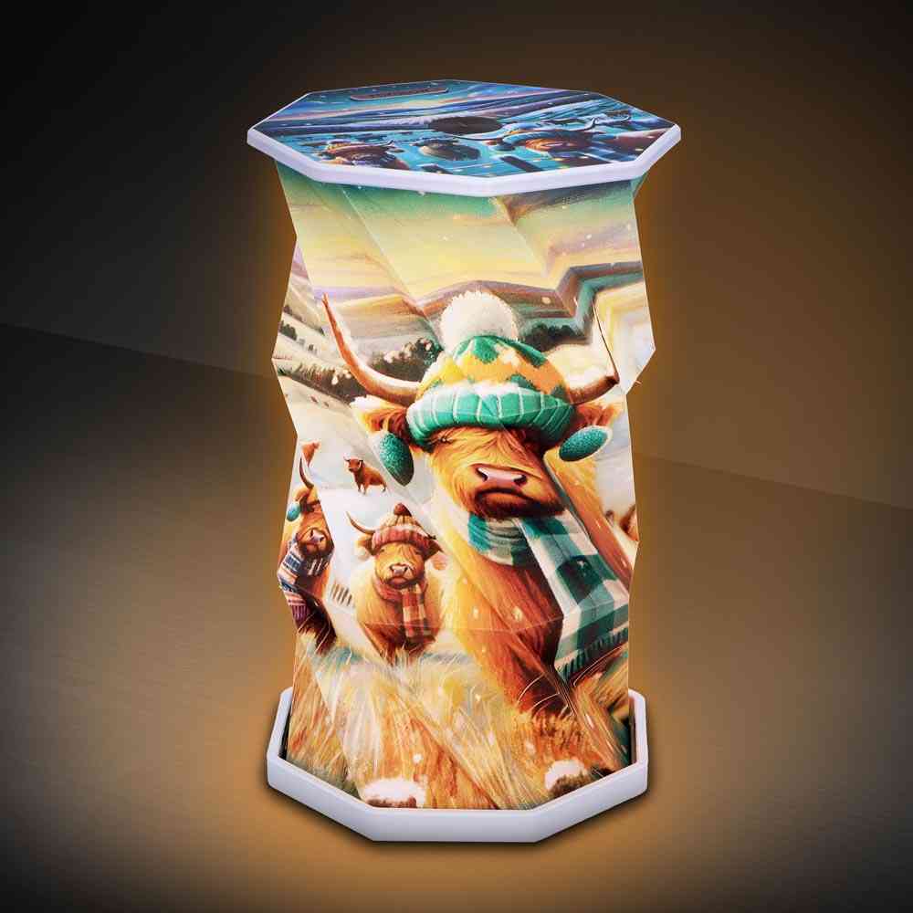 Nemesis Now - Winter Highland Cows Foldable Table lamp - Multicolours